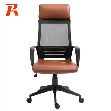 Křeslo s vysokým opěradlem